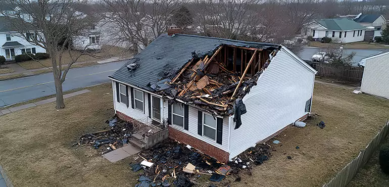 Why Choose Us for Selling Damaged House in Staten Island, NY?