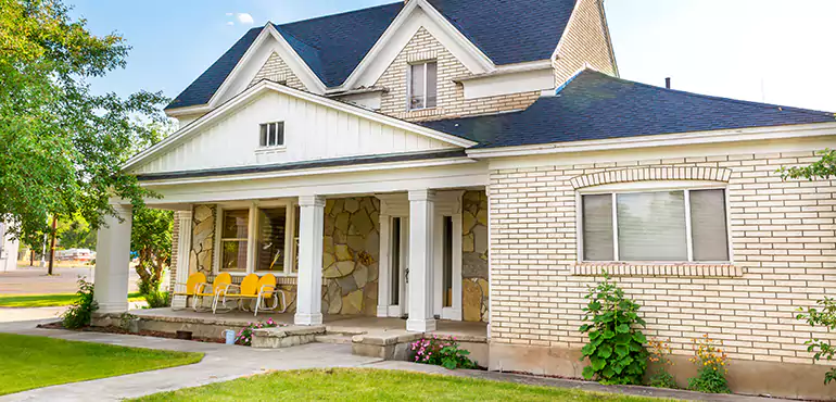 Why Homeowners in Staten Island Sell Their Houses After Losing a Job – And How We Can Help