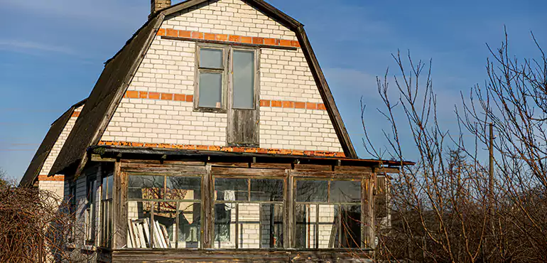 Types of Houses We Buy Without Repairs in Staten Island, NY