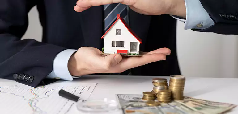 Who Do We Buy Houses From in Staten Island, NY?